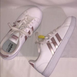 Adidas casual sneakers